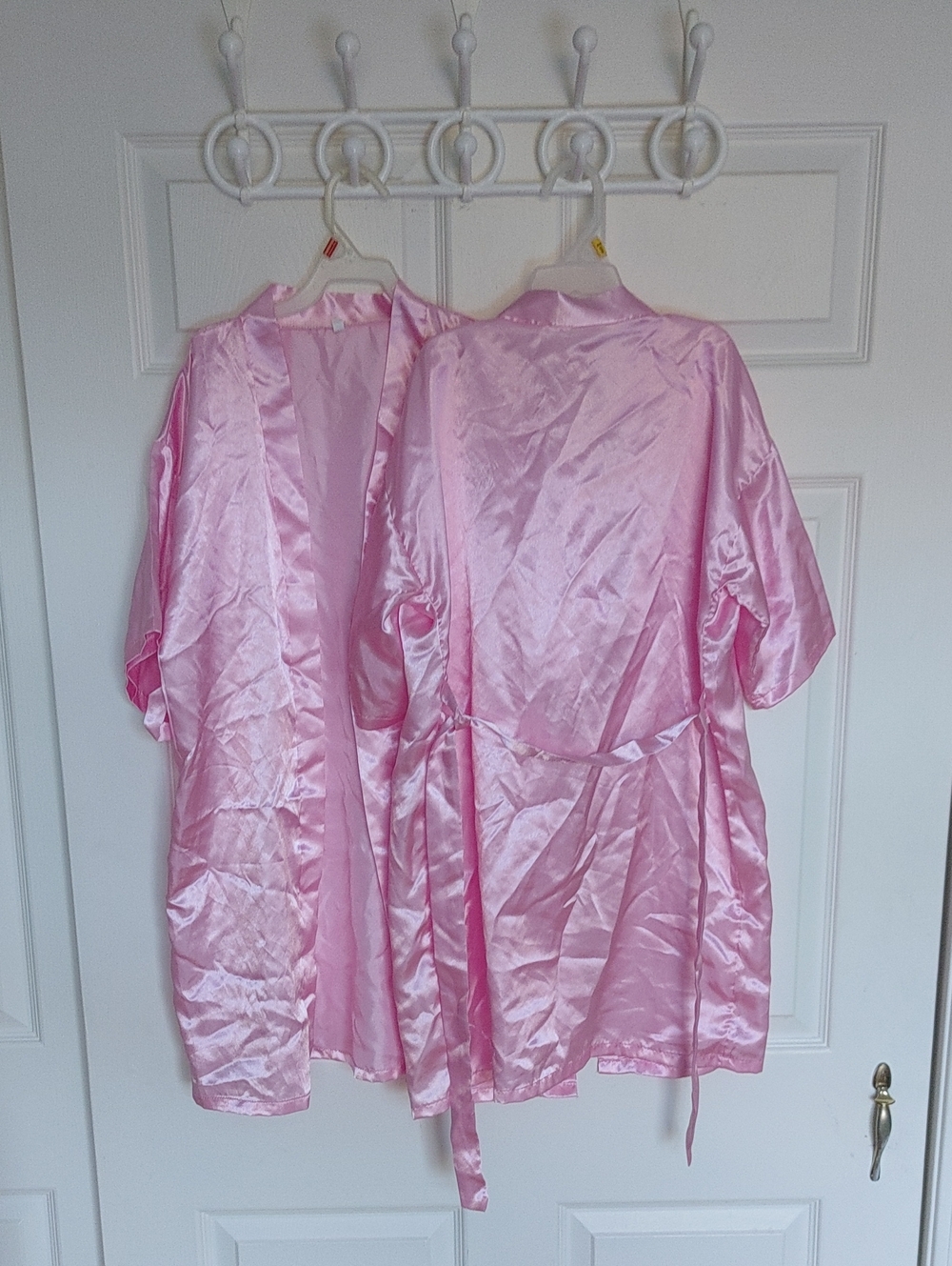 Source Unknown Light Pink Satin Kids Costume Robes Set